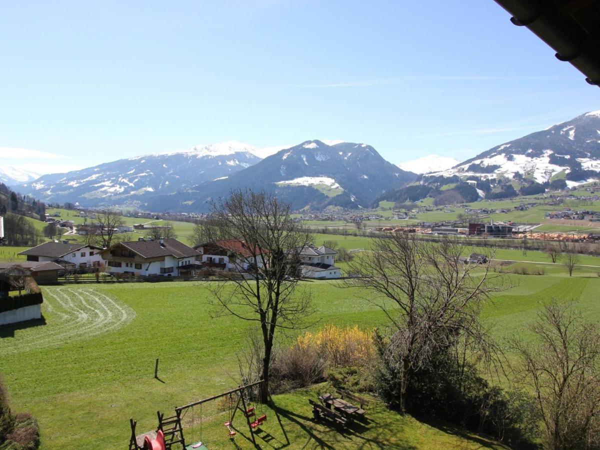 Apartment In Hart Im Zillertal With Garden Balcony Parking Fügen Eksteriør billede